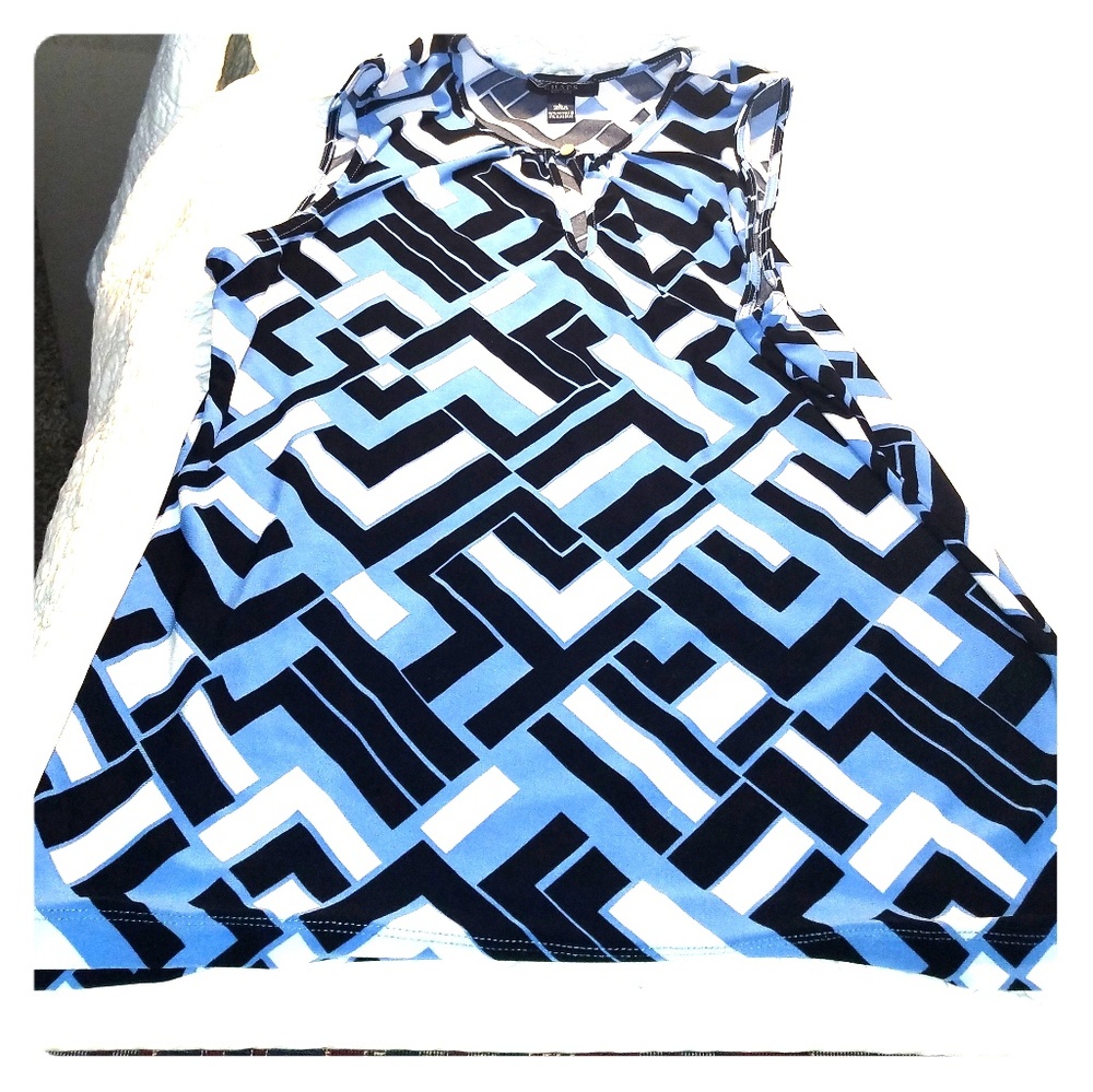 🌞🌻☀️🏖️🏜️ Chaps Keyhole Tank Top